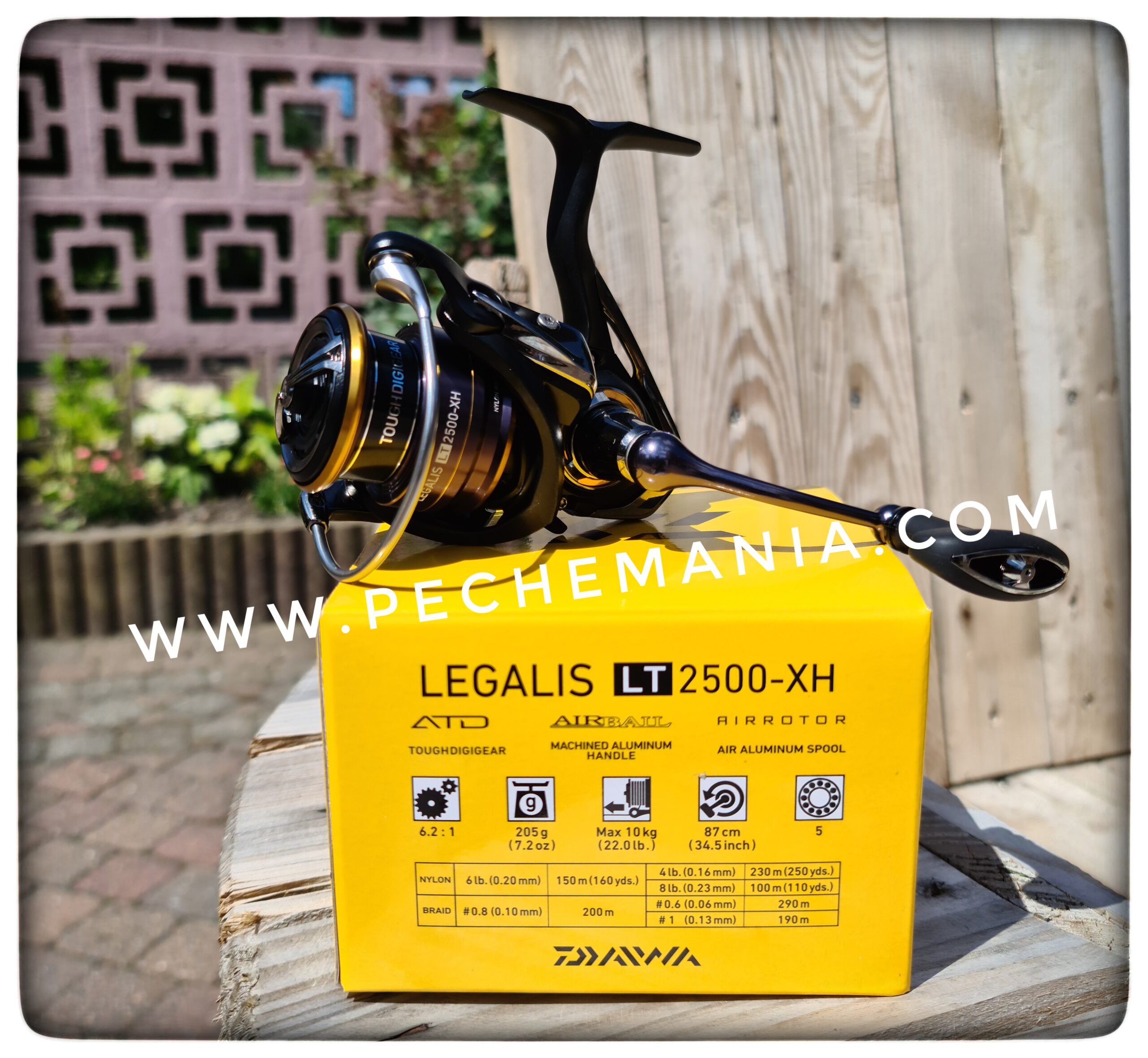 Daiwa LEGLT2500D-XH Legalis LT Spinning Reel